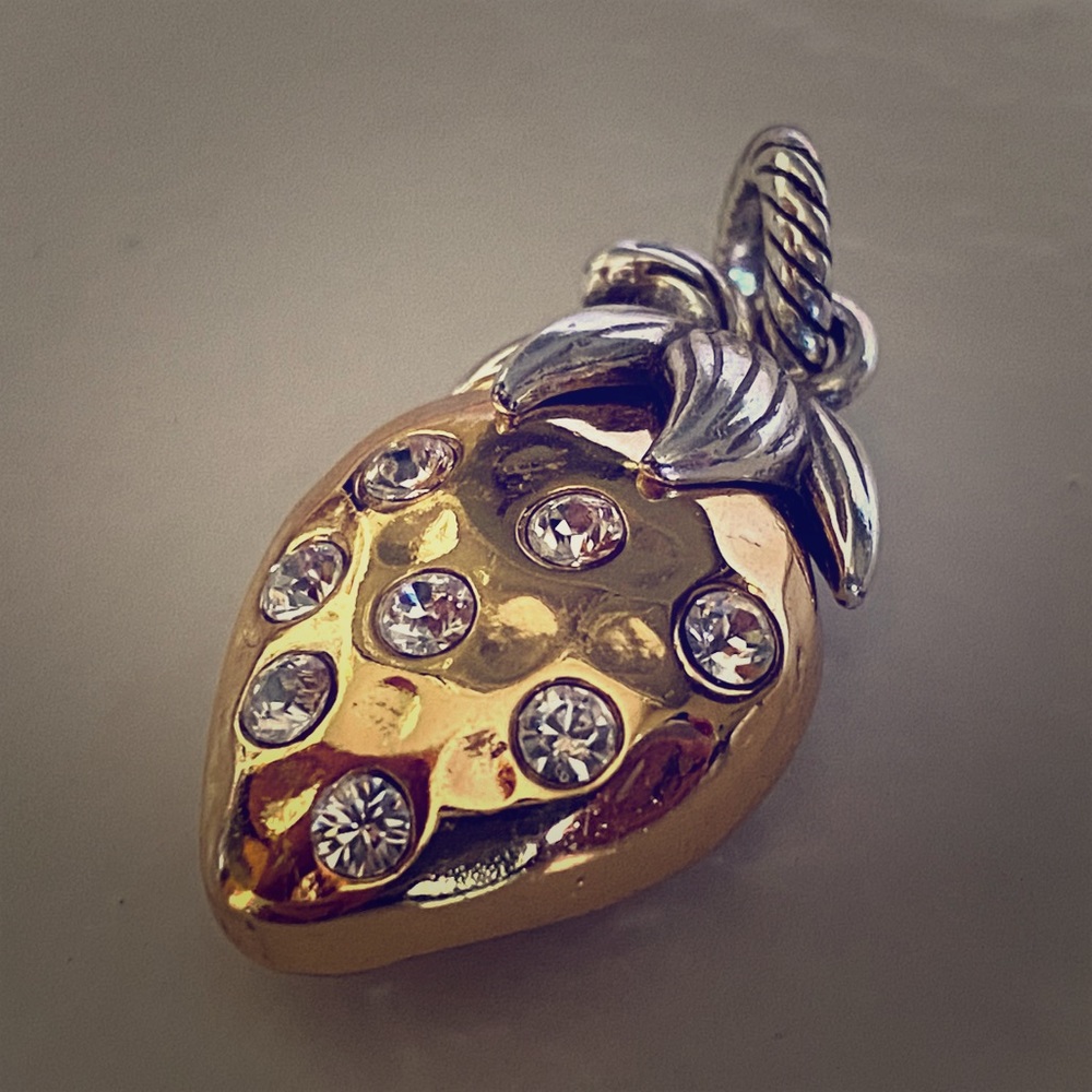 Brighton strawberry charm